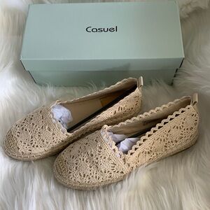 NIB Casuel Jenn Ardor SZ 6.5 Color Beige
